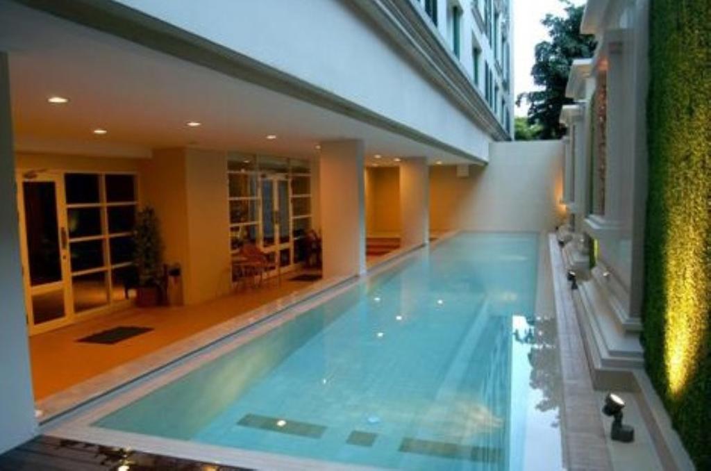 At 21 Saladaeng Aparthotel Bangkok Buitenkant foto